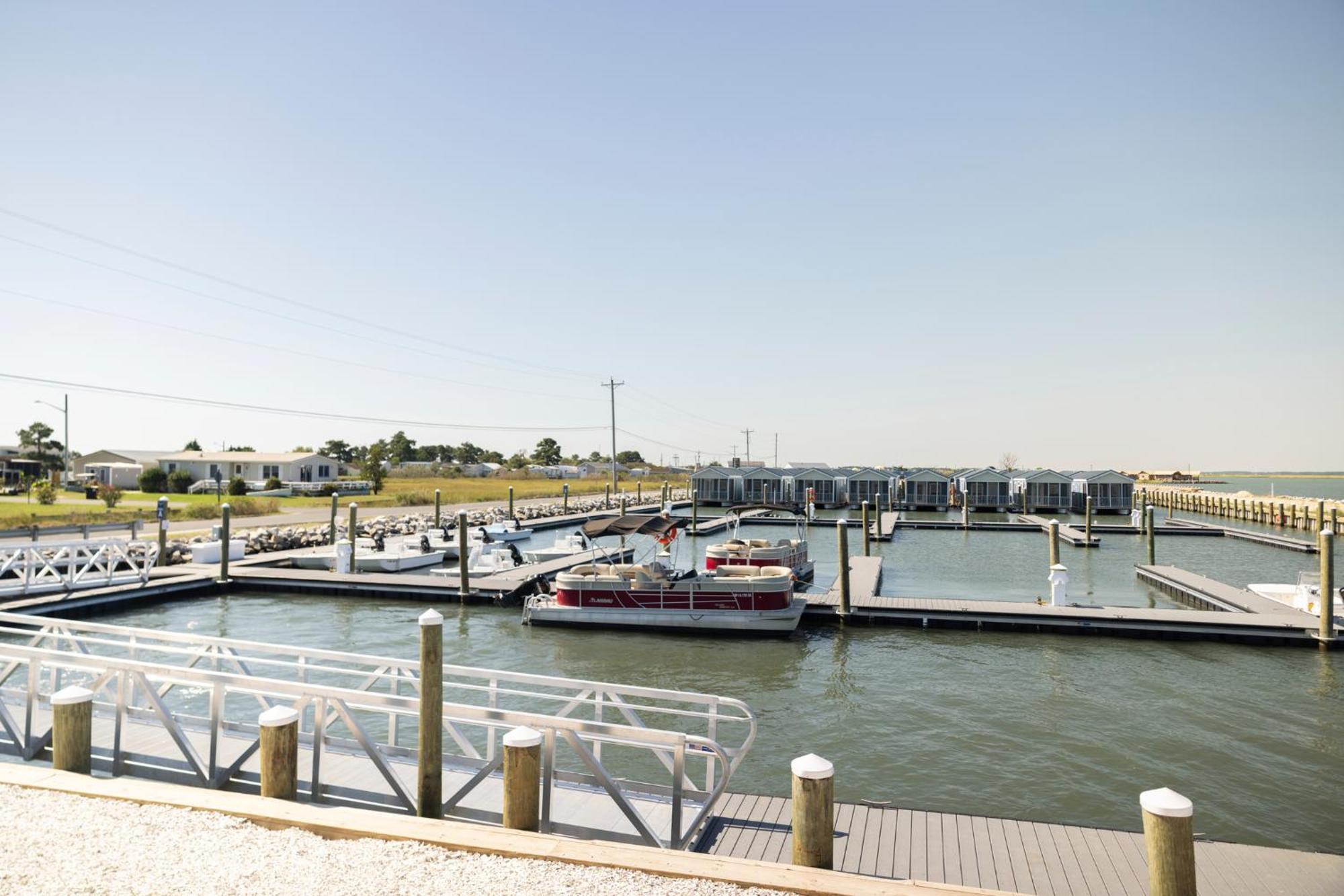 Blufin Bungalows & Marina Chincoteague Esterno foto