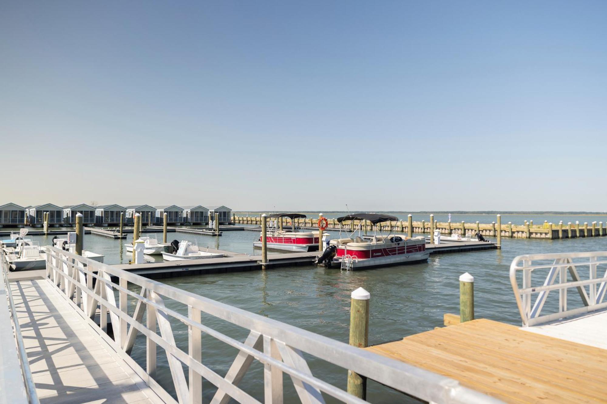Blufin Bungalows & Marina Chincoteague Esterno foto