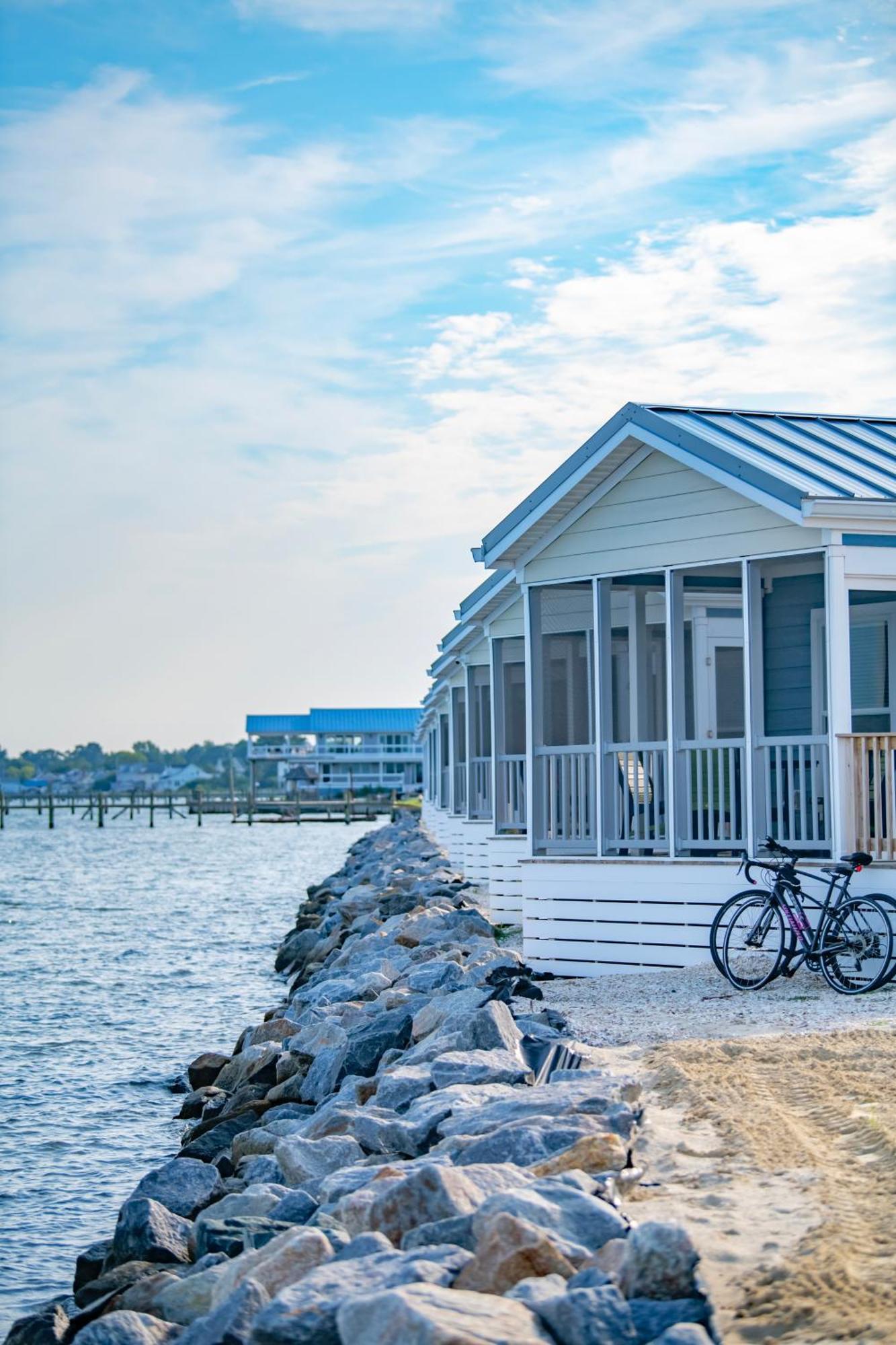 Blufin Bungalows & Marina Chincoteague Esterno foto